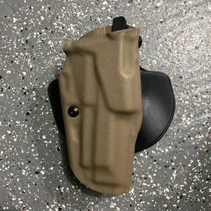 New Safariland M9 Paddle Holster